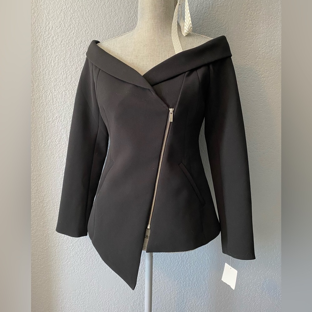 NWT! TROUVÉ Black off-shoulder blouse Size S